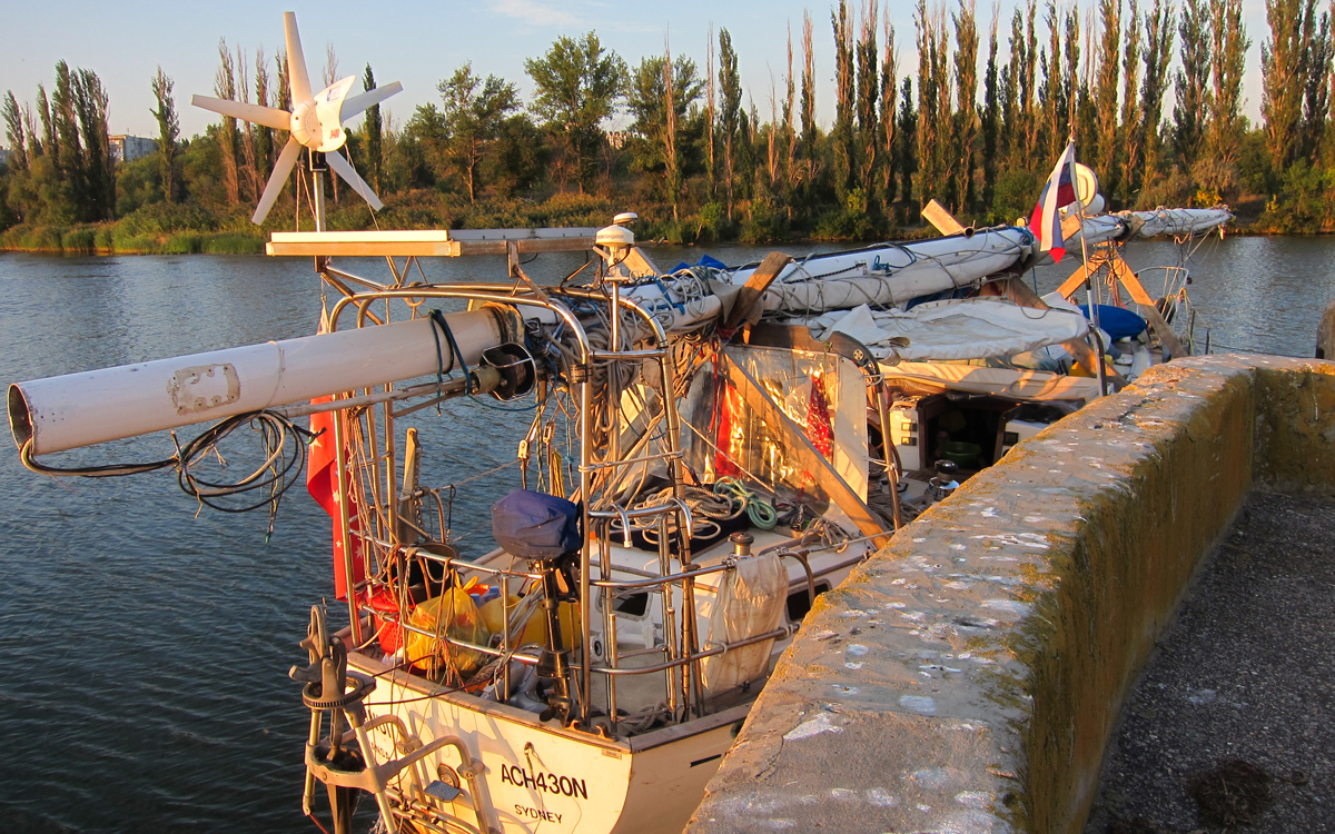 sailing-through-russia-canal-mast-lowered